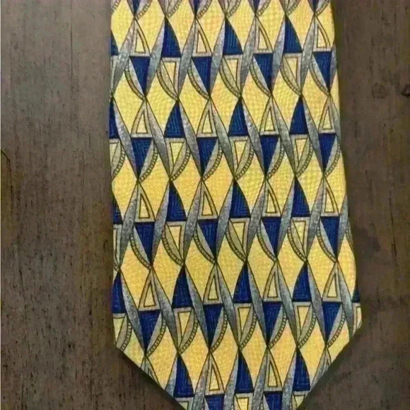 Kenneth Cole Men’s All Silk Yellow Navy Gray Geometric Neck Tie - Picture 2 of 4